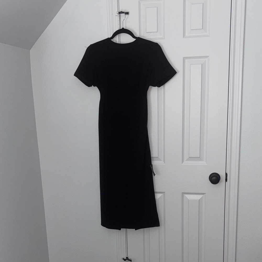 Lulu's Black Short-Sleeve back cut out Midi Dress